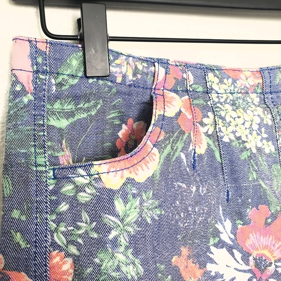 Gianni Bini junior denim shorts - Picture 2 of 14
